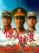 RAMPAGE）的游戏改编电影中，强森即将上演一个人单挑四个怪兽的情节。
